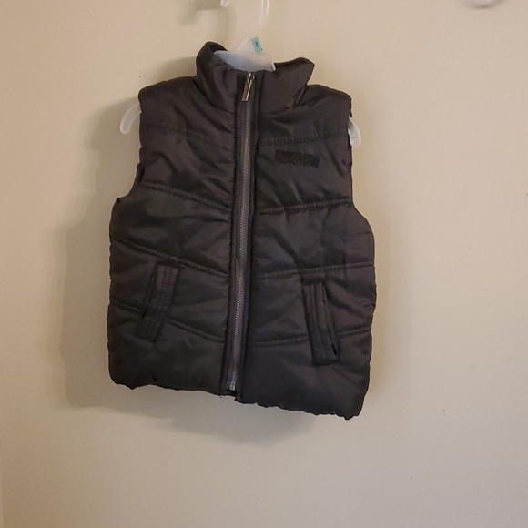 Kenneth Cole Reaction Puffer Vest - Picture 1 of 4